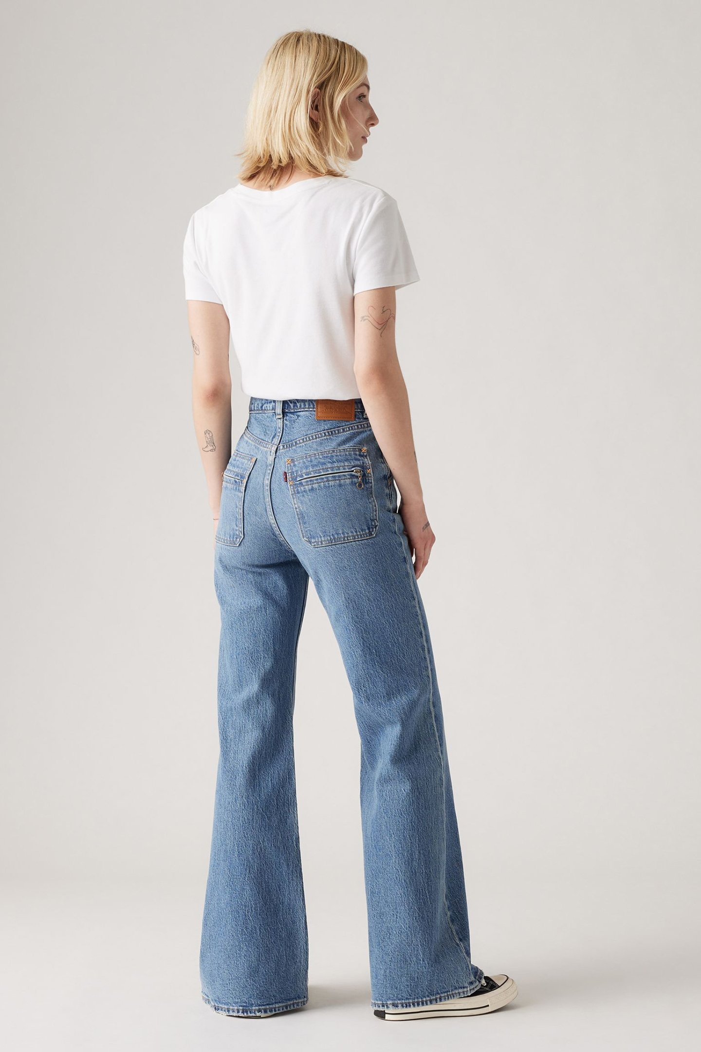 RIBCAGE BELLS VINTAGE NEXT SATURDAY 3