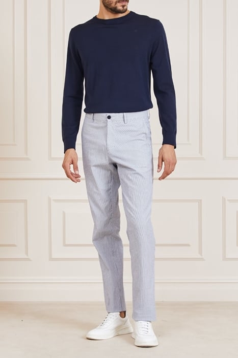 MARCIANO BY GUESS BEN URBAN CHINO BLUE AND WHITE 3