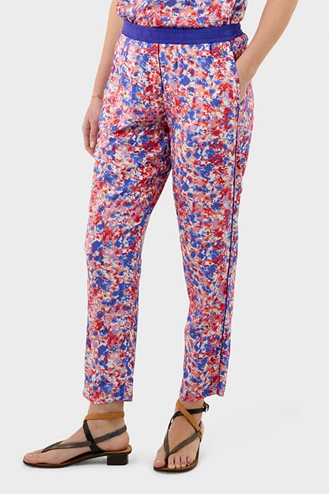 HOGE TAILLE RELAXED FIT BROEK MET BLOEMENPRINT RED BUD by Sandwich