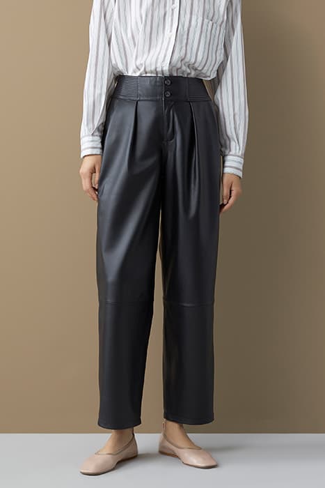 CLOSED WOMEN PHYLLIS PANTS BLACK BLACK by Closed