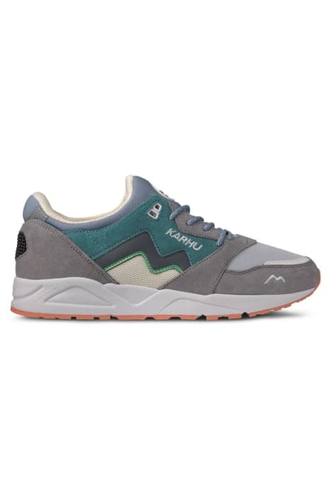 ARIA 95 SLEET/ BRITTANY BLUE GREY by Karhu