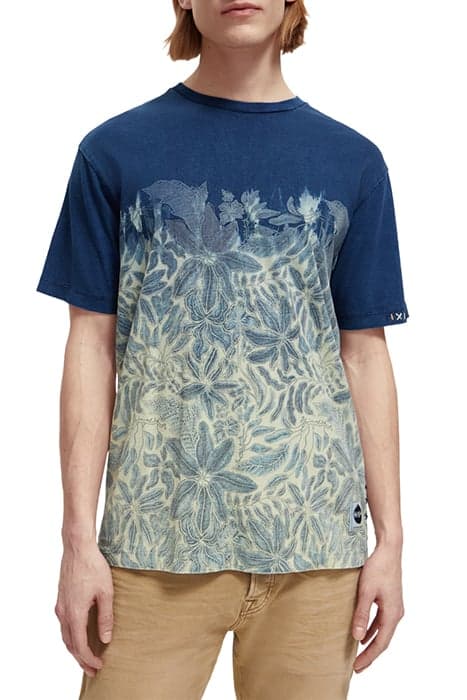 WASHED INDIGO DEGRADE GRAPHIC EFFECT T-SHIRT by Scotch & Soda