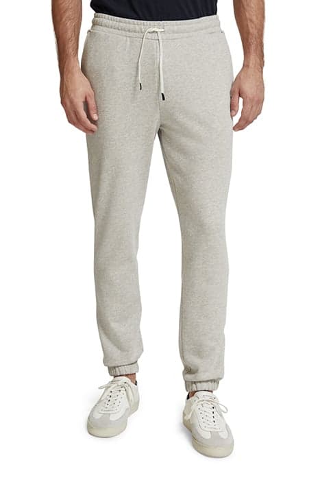 ESSENTIAL BADGE SWEATPANT IN ORGANIC COTTON GREY MELANGE by Scotch & Soda