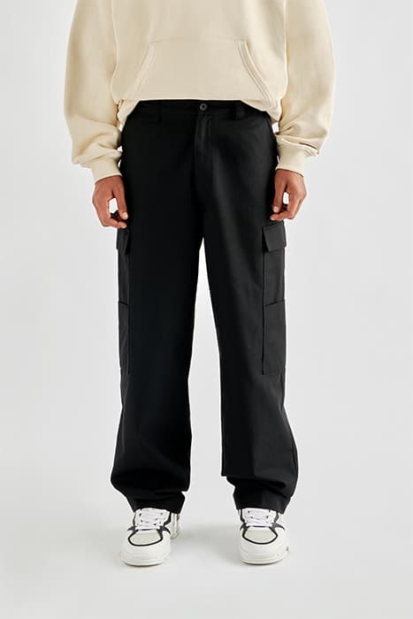 PARK CARGO TROUSERS BLACK by Axel Arigato