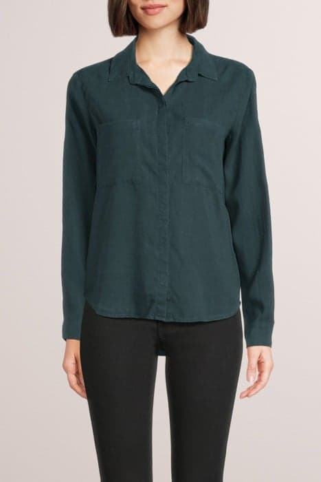 TWO POCKET CLASSIC BUTTON DOWN JADE NIGHT by Bella Dahl