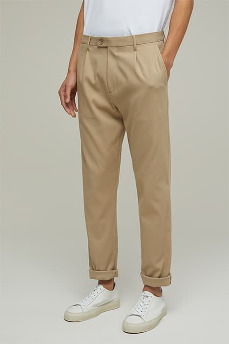 CLOSED PORTO TAPERED PANTS REED BEIGE by Closed