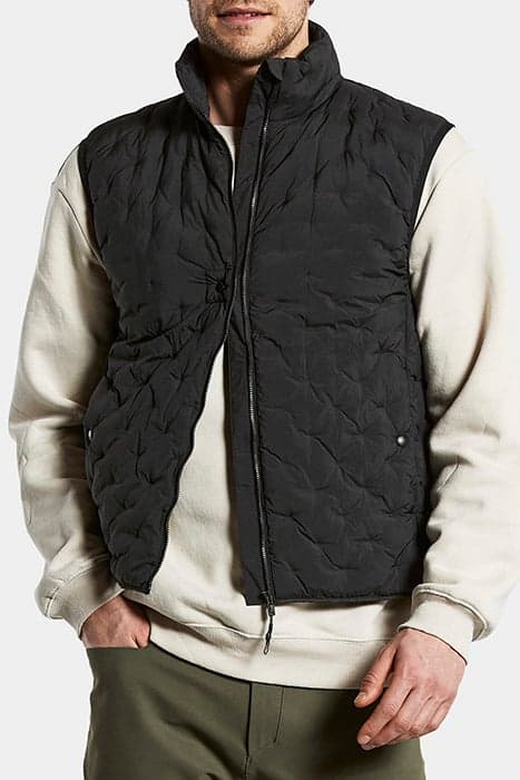 DARIUS USX VEST BLACK by Didriksons