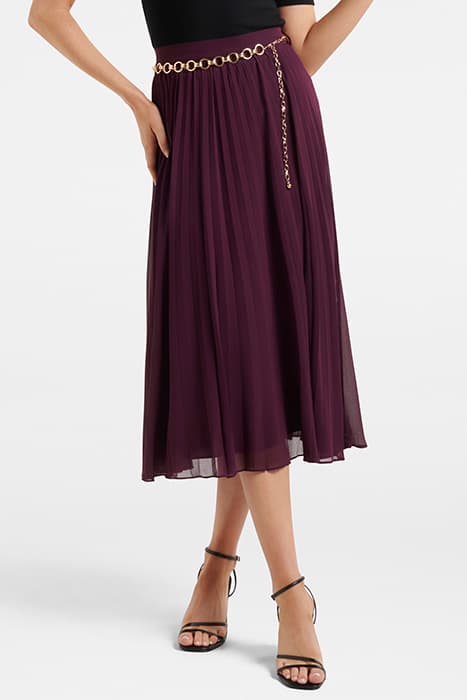 MONROE BELTED PLEATED SKIRT EGGPLANT by Forever New