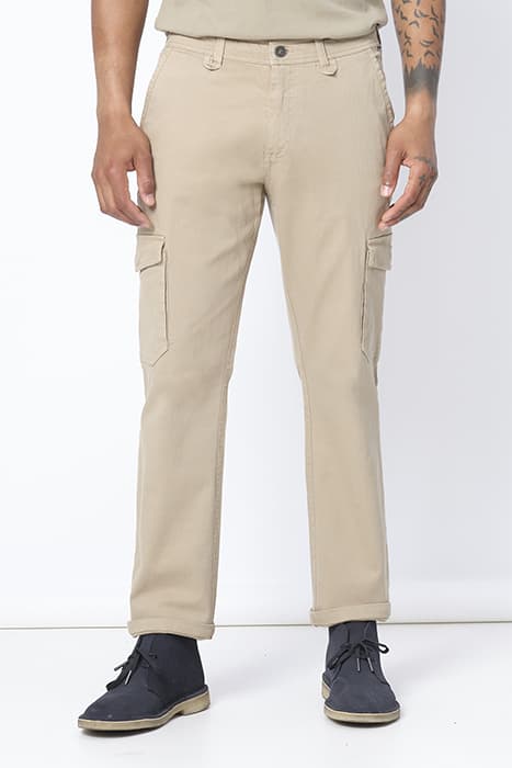 JOHN CARGO CHINO CAMEL UNI by J.C. Rags