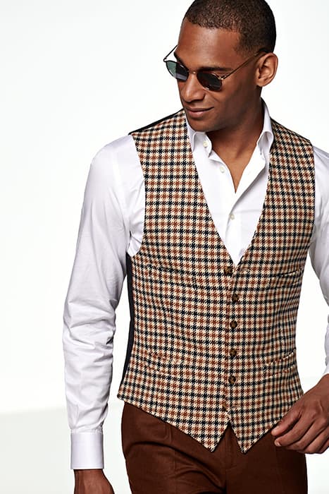 BROWN WAISTCOAT by Suitsupply