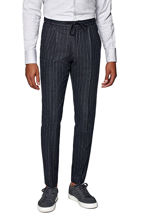 DARK GREY STRIPED DRAWSTRING AMES TROUSERS by Suitsupply