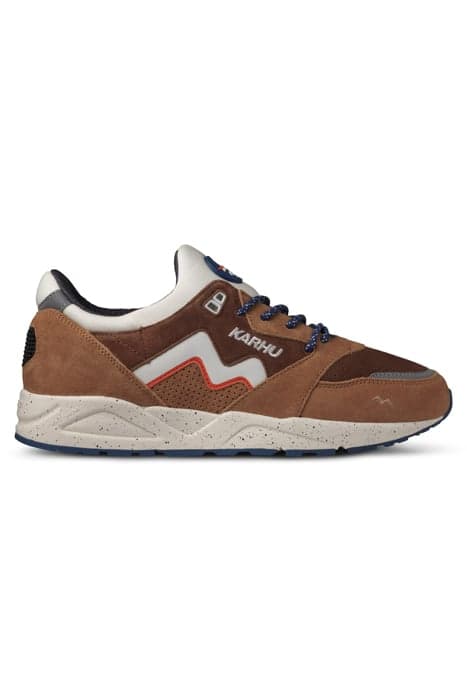 ARIA 95 BROWN SUGAR/AZTEC by Karhu