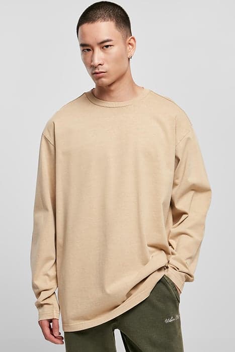 HEAVY OVERSIZED GARMENT DYE LONGSLEEVE UNIONBEIGE by Urban Classics