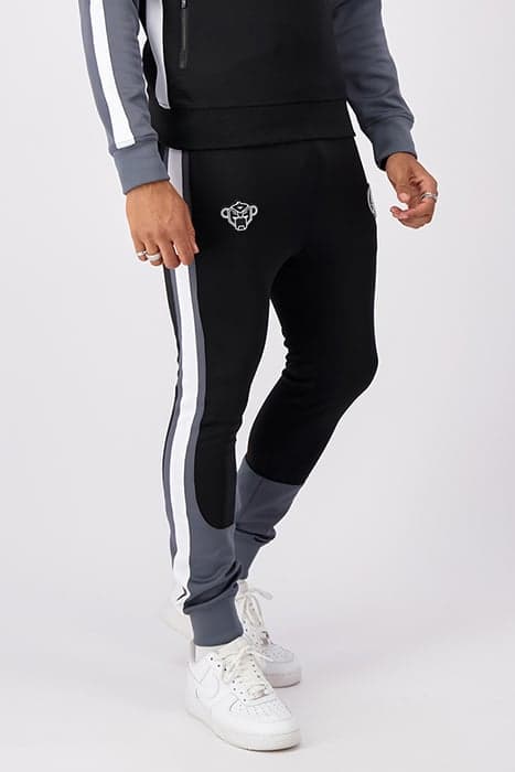 RUMBLE TRACKPANTS BLACK by Black Bananas