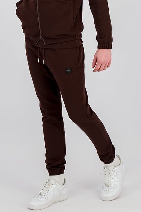 ESSENTIAL JOGGER BROWN by Black Bananas