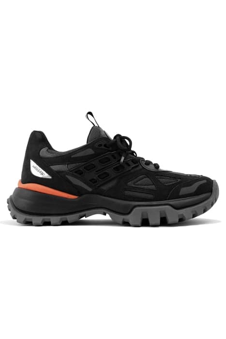 MARATHON R-TIC RUNNER BLACK/ORANGE by Axel Arigato