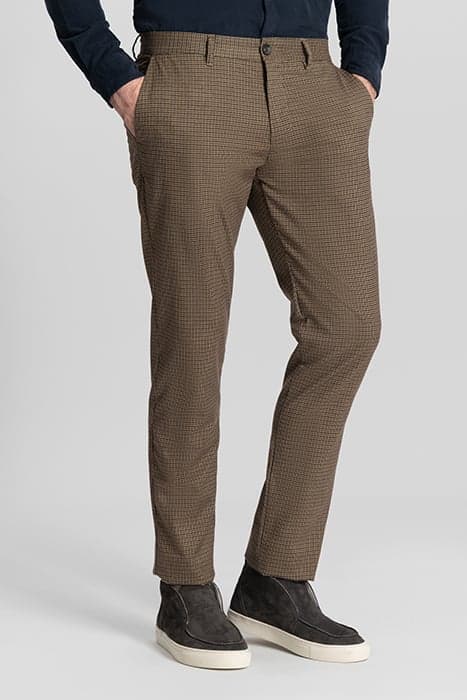 DS_FONDA SLIMFIT CHINO OAK by Dstrezzed