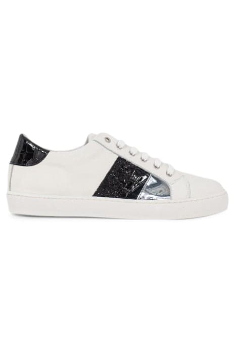 WHITE LOW-TOP TRAINERS WITH BLACK DETAILS by ICODE