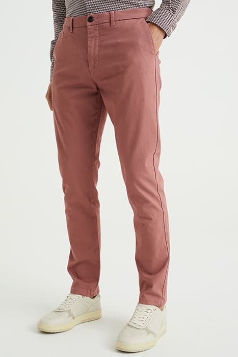 CHINO SALMON PINK by WE Fashion