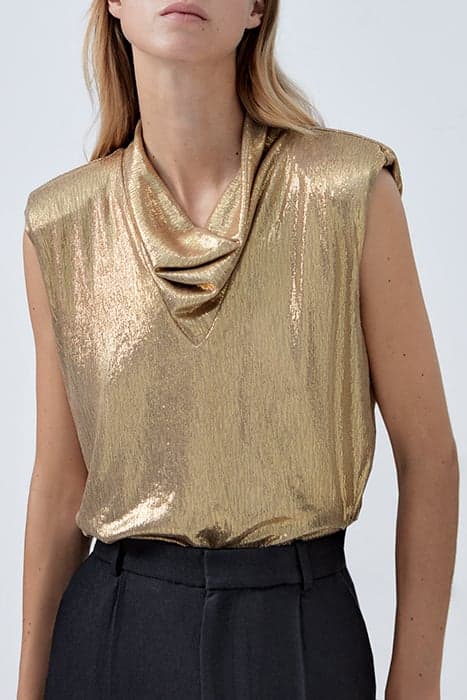 PURE EDITION- GOLD DRAPED-NECK TOP GOLD by IKKS