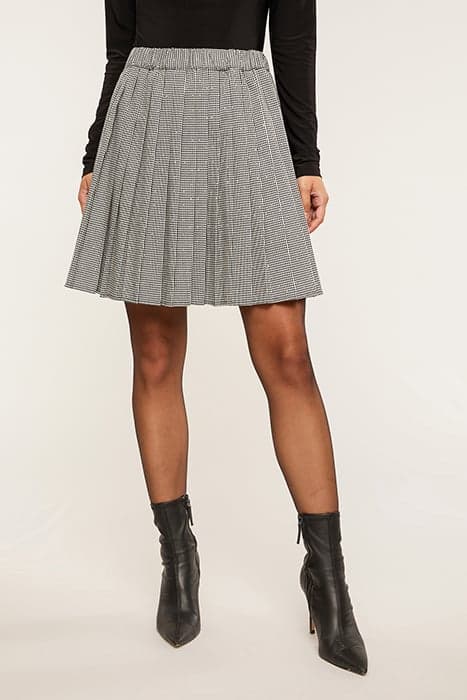 PLEATED HOUNDSTOOTH PRINT SKIRT WITH RHINESTONES BLACK by Motivi