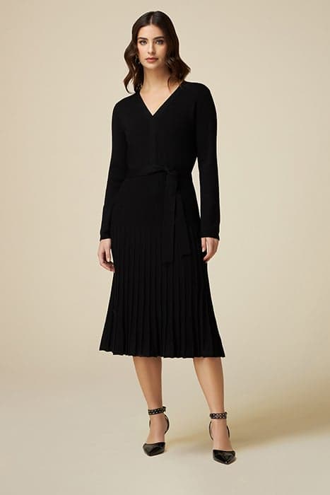 Knit dress with pleated skirt by Oltre