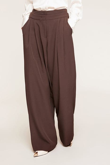 PALAZZO TROUSERS WITH PLEATS NATURAL by Motivi