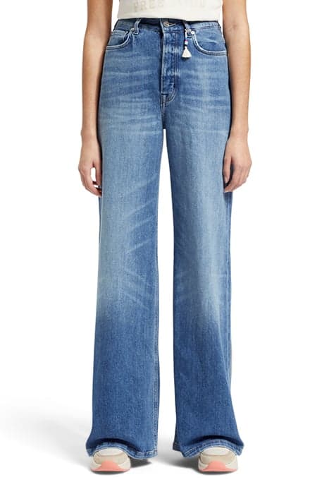 THE WAVE HIGH RISE WIDE JEANS —  SURFS UP by Scotch & Soda