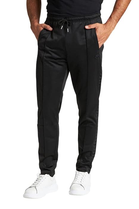 M RELAX IV TEAM PANT BLACK-BLACK-BLACK by Arena