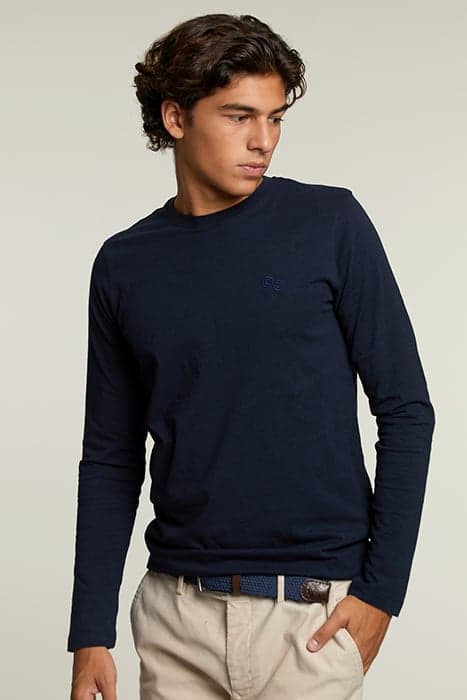 BASIC SLIM FIT T-SHIRT IN NAVY by River Woods