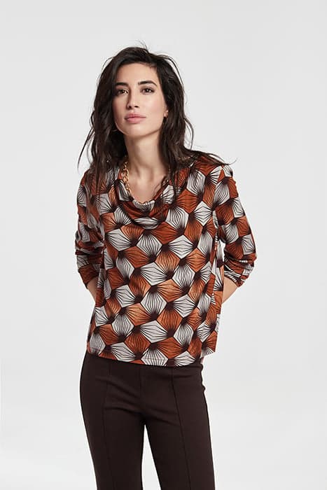 TOP WITH FLOWING NECKLINE RUSSET ORANGE by OKY