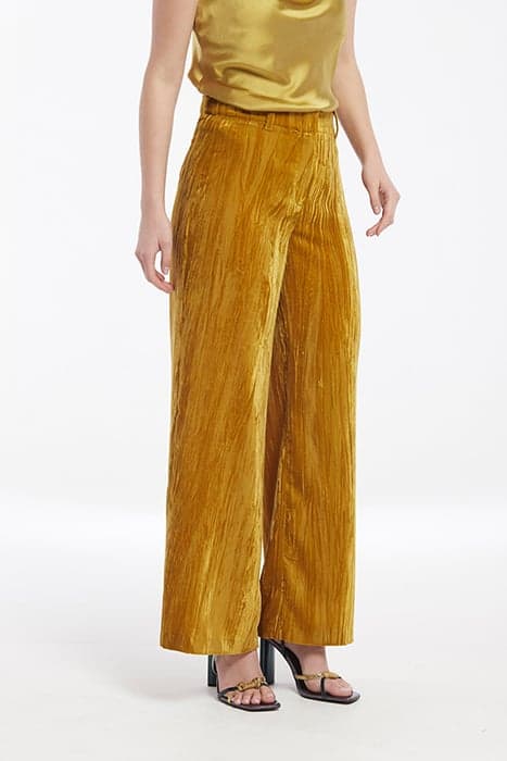 CRUSHED VELVET IWIRA ELASTIC WAISTBAND PALAZZO TROUSERS MUST by OKY