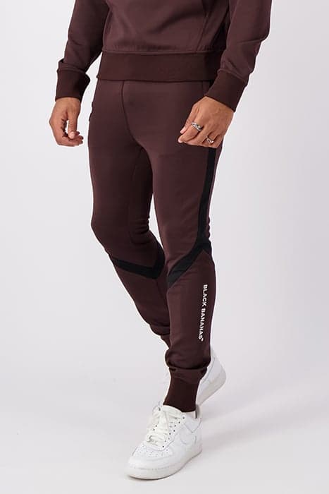 COMPOUND TRACKPANTS BROWN by Black Bananas