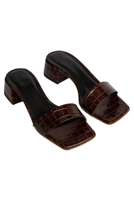 COURTNEY NUTELLA CROCO EMBOSSED LEATHER 2