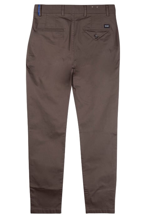 ESSENTIALS STUART - SLIM-FIT ORGANIC COTTON STRETCH CHINO DA 3