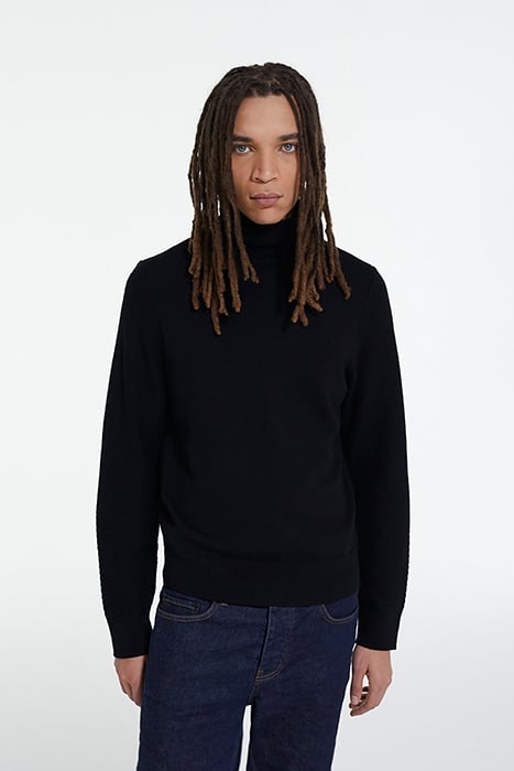 MOCK NECK SWEATER WITH POINT DETAILS ON THE SIDE BLACK 1