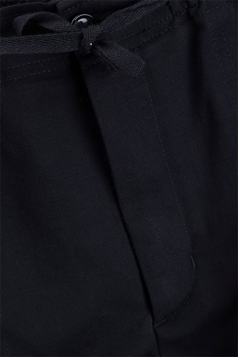 M. THEODORE LINEN SHORT BLACK 3