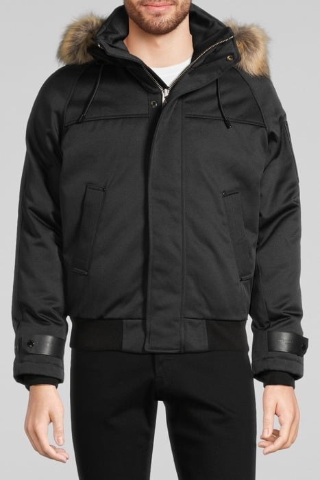 DOUDOUNE COURTE AVEC CAPUCHE ET FOURRURE AMOVIBLE BLACK 1