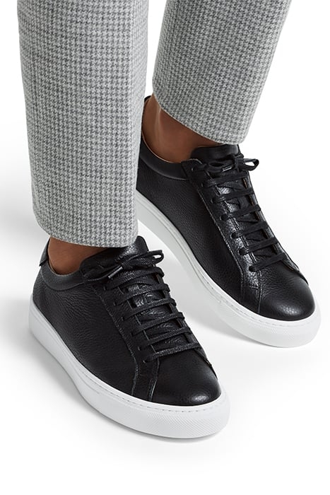 BLACK SNEAKER BLACK 2