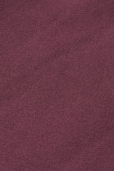 ESSENTIAL BADGE SWEATPANT IN ORGANIC COTTON BERRY WINE 8