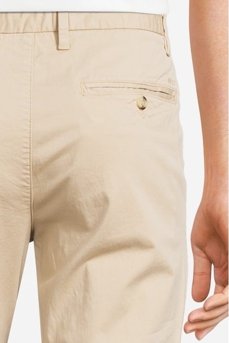 CHINO MODERN FIT GMD SAND 4