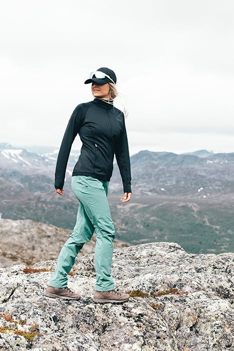 SKALAND W JACKET BLACK 2