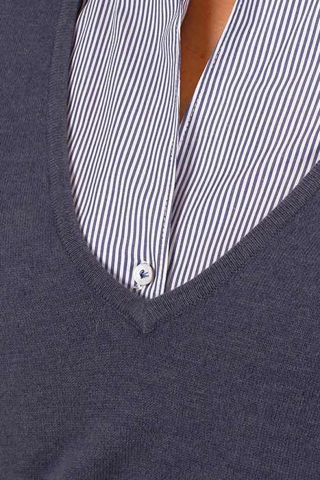 V-NECK PONCHO BLUE 6