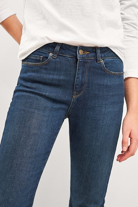 STRAIGHT JEANS MID DENIM 3