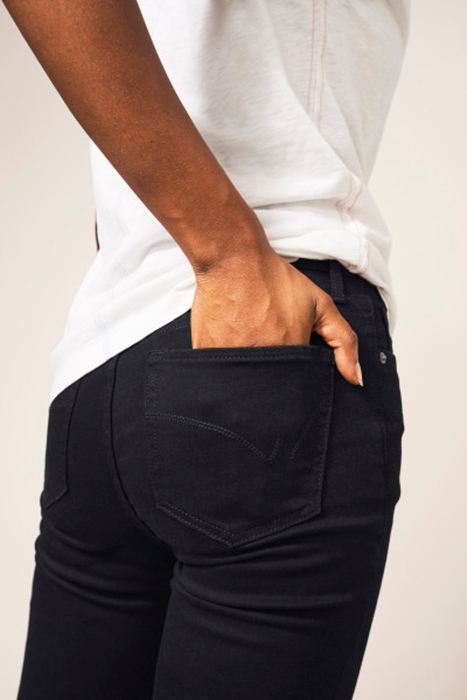 AMELIA SKINNY JEANS BLACK DENIM 3