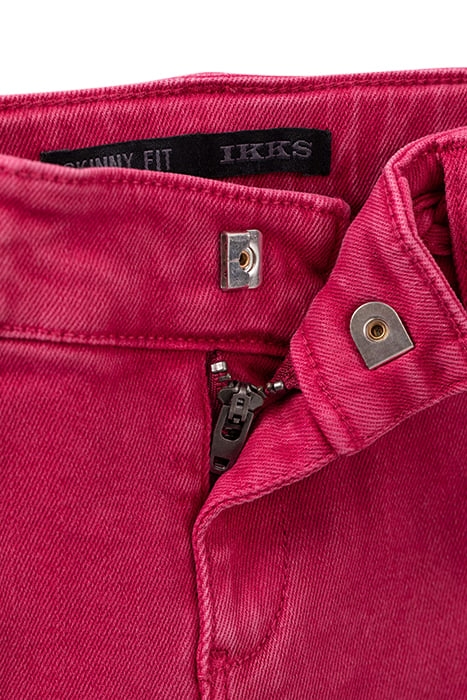 GIRLS’ FUCHSIA SKINNY JEANS WITH WOVEN BELT 6