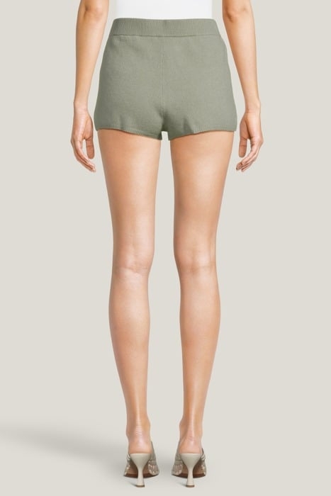 SHORTS LIGHT GREEN 2