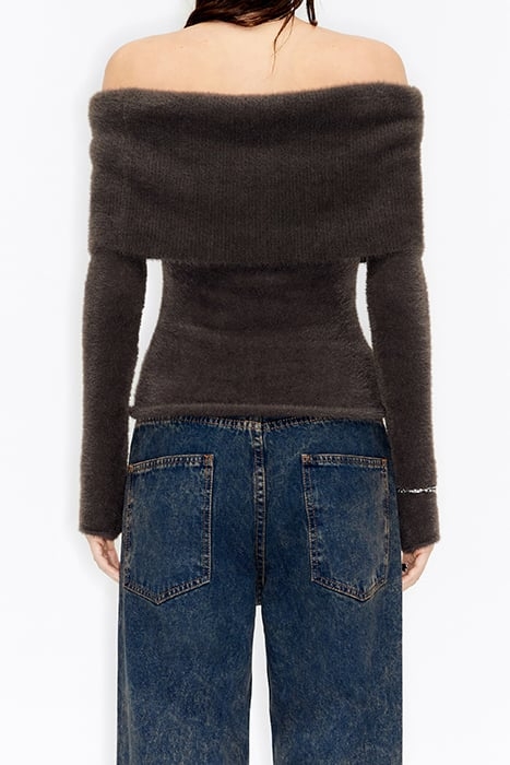 BROWN TIGHT FLUFFY KNIT SWEATER 2