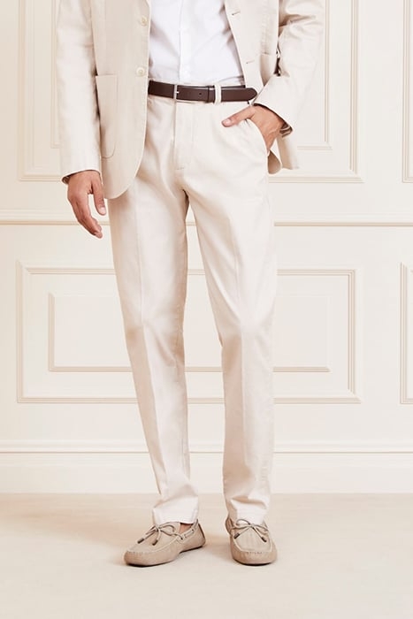 MARCIANO BY GUESS BEN URBAN CHINO NEUTRAL SUIT PANT MILK 1