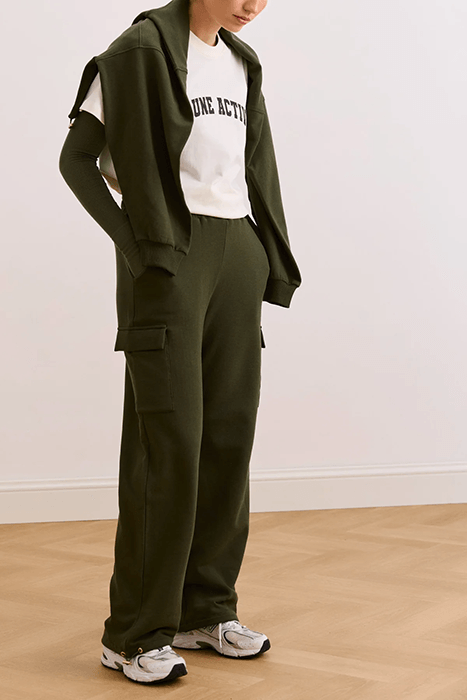 FINN COZY CARGO PANTS DEEP MOSS 1